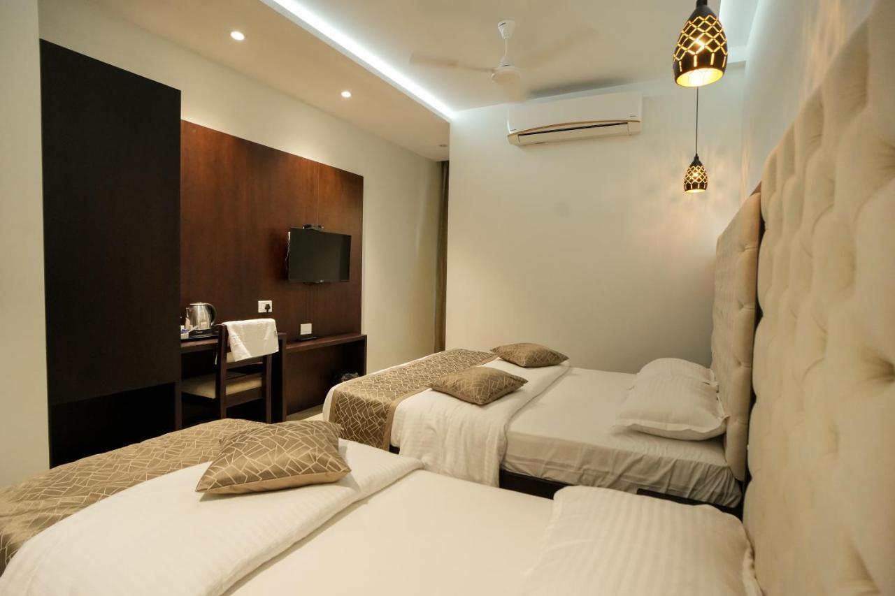 Hotel Sulu Residency Kochi Exterior foto