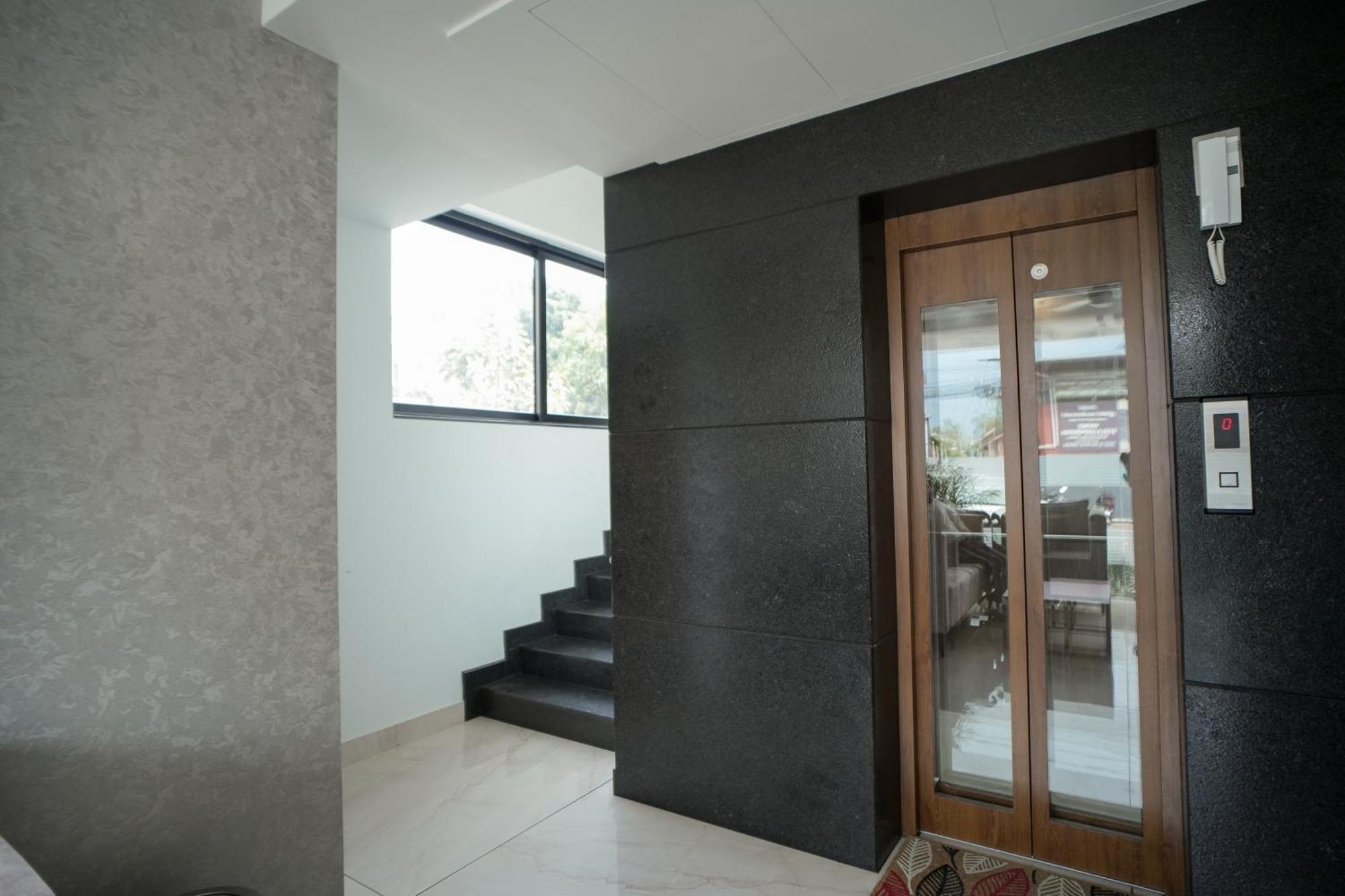 Hotel Sulu Residency Kochi Exterior foto